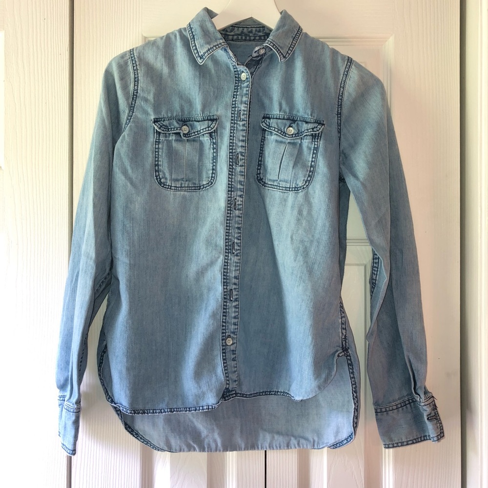 Gap denim shirt S